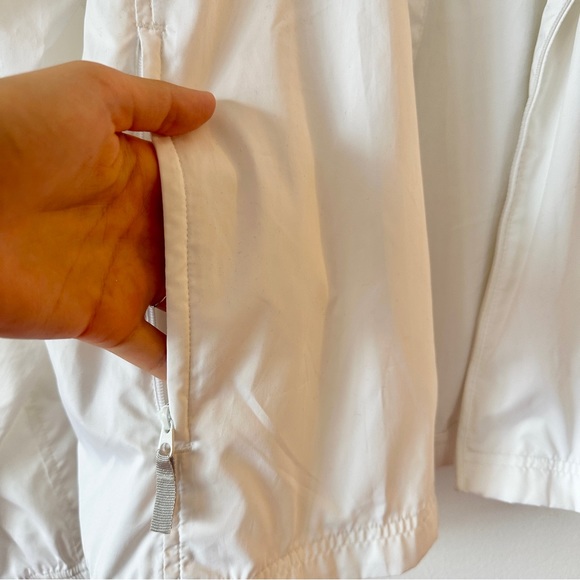 ADIDAS WHITE LIGHT SPORTS RUNNING JACKET WOMEN GYM EMBROIDERED BLACK LOGO S-M - Picture 5 of 8